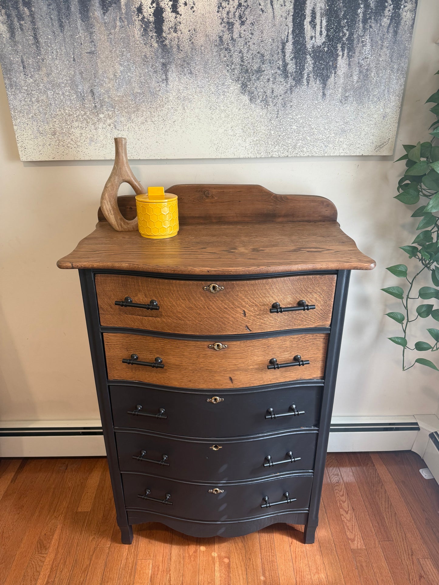 MCM Two Tone Bedroom Dresser Set | Bumblebee￼